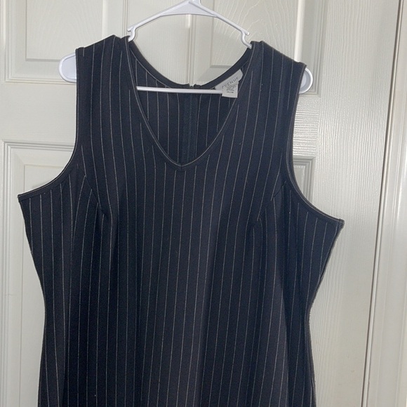 Avenue women's sleeveless pinstripe dress, Size 14/16 - Picture 2 of 8